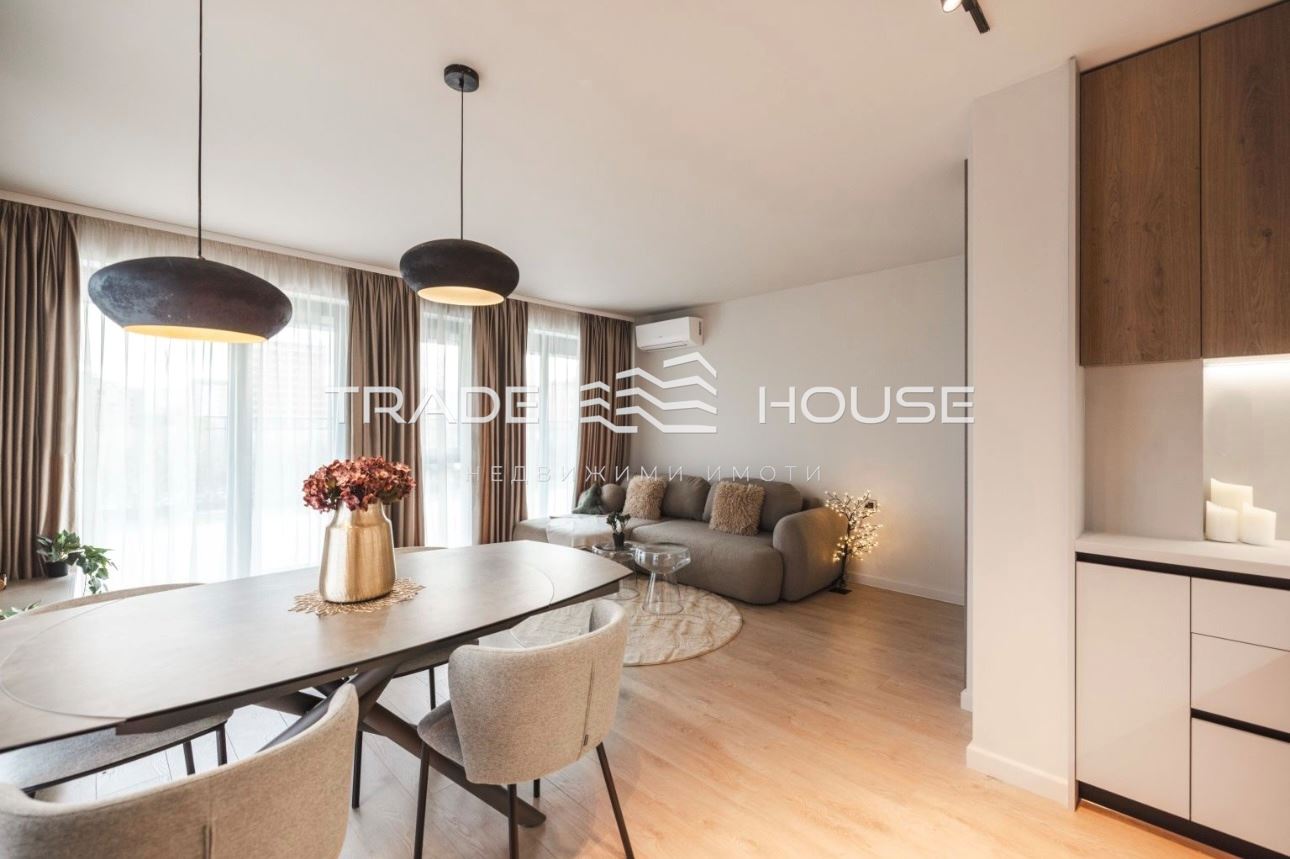 99345Trade House Plovdiv