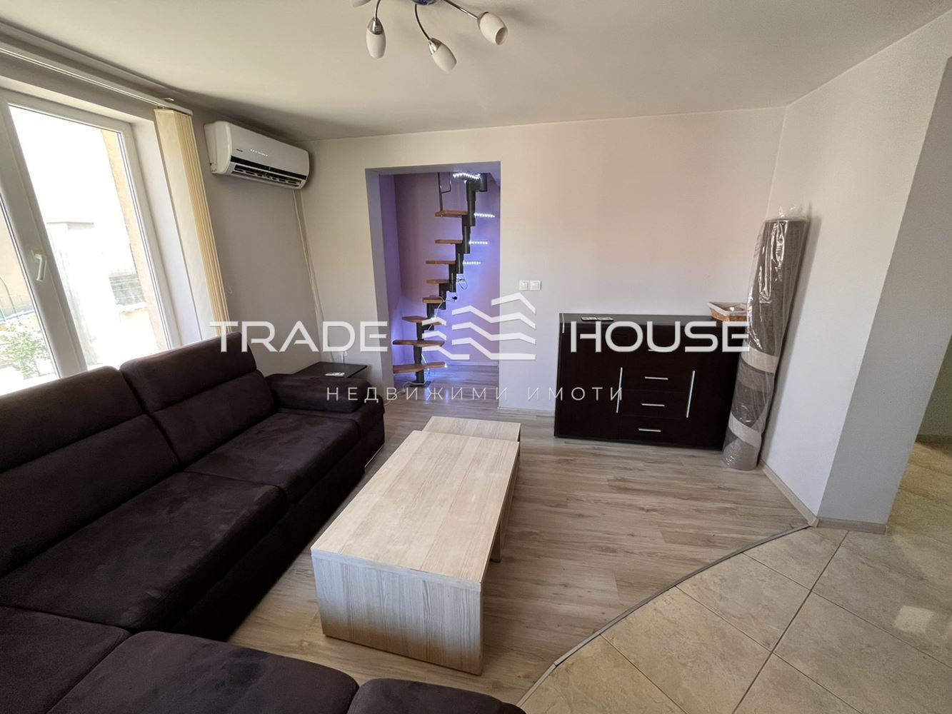 70725Trade House Plovdiv